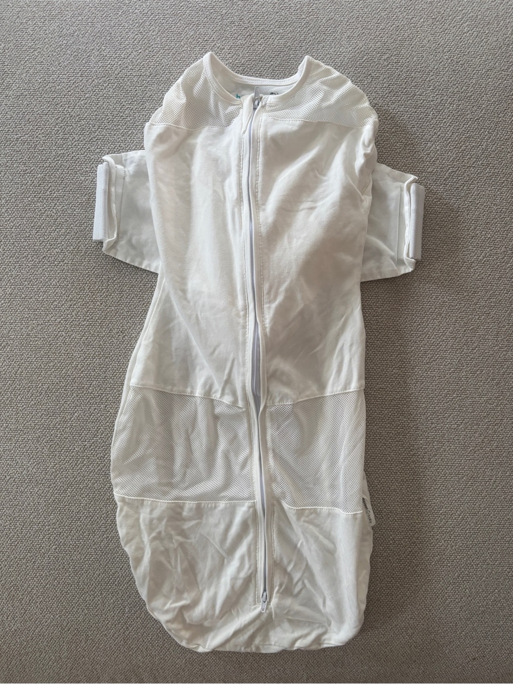 Happiest Baby SNOO White Sleep Sack White Size Large 4-6 Months 18-25 Lbs